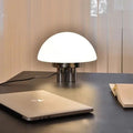 Lampe champignon en verre opalin, pied chromé