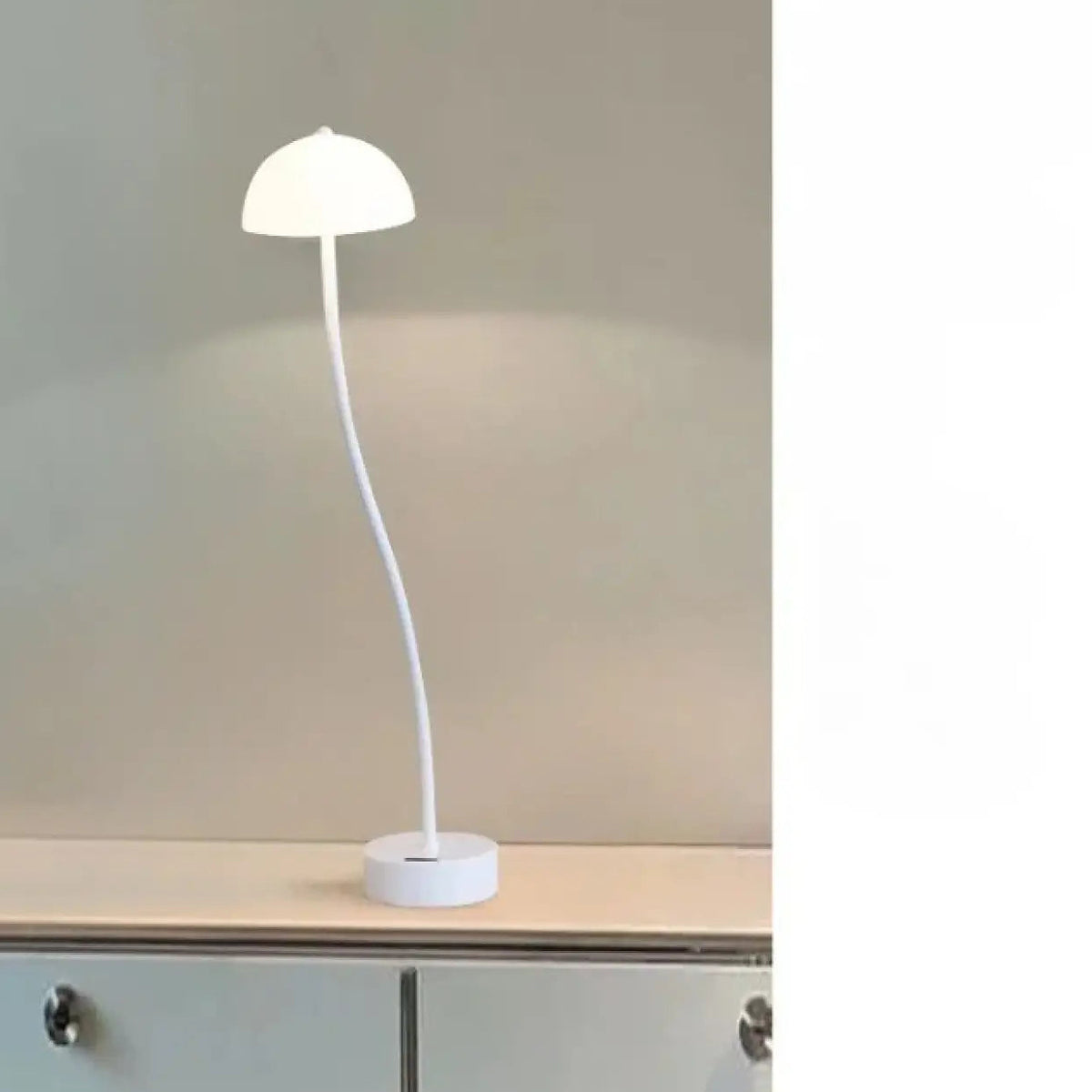 Lampe champignon design, verte ou blanche, blanc