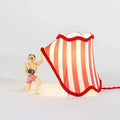 Lampe à poser personnage et abat-jour rayé, trois modèles