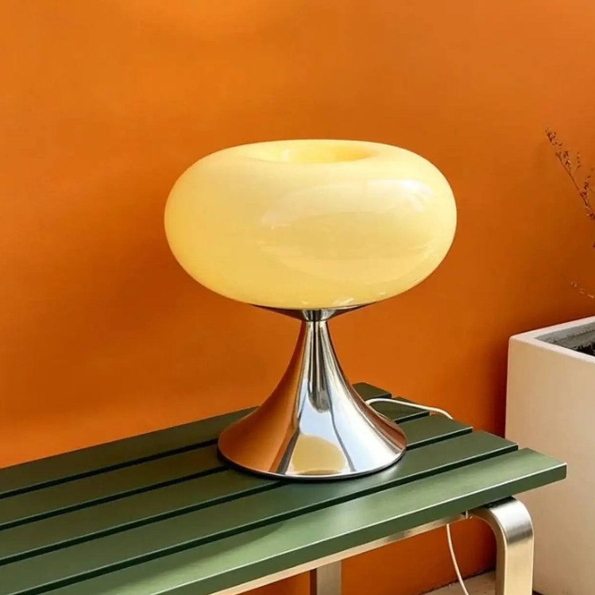 Lampe à poser rétro, diffuseur en verre arrondi, cinq coloris