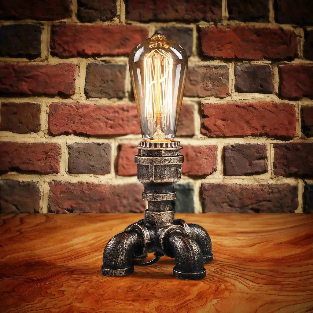 Lampe de table industrielle en métal, esprit atelier
