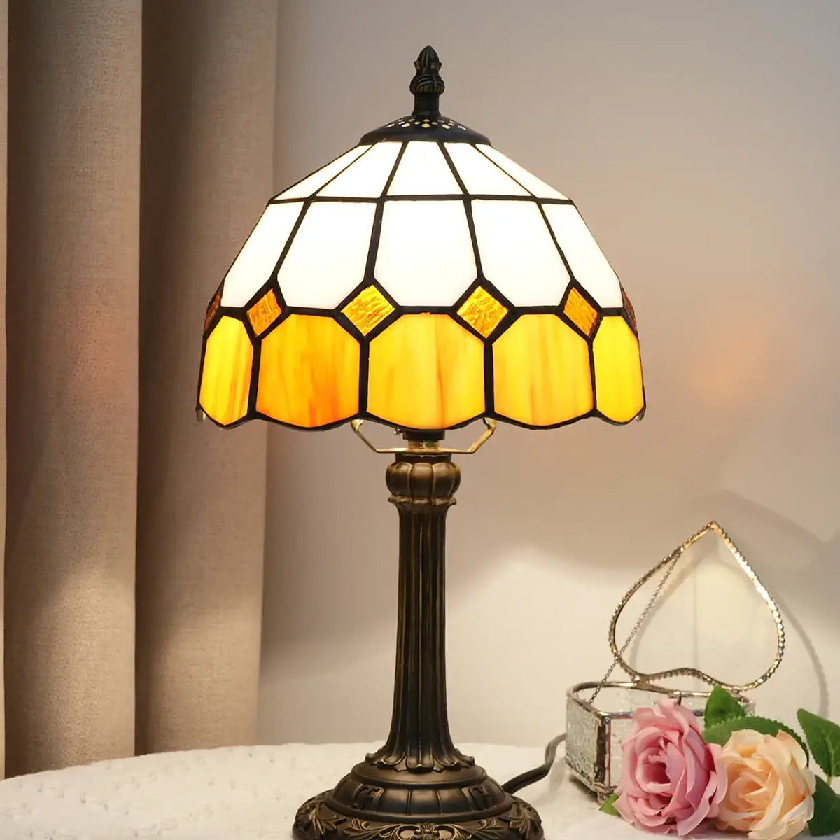 Lampe au design méditerranéen, verte, orange ou bleue, orange