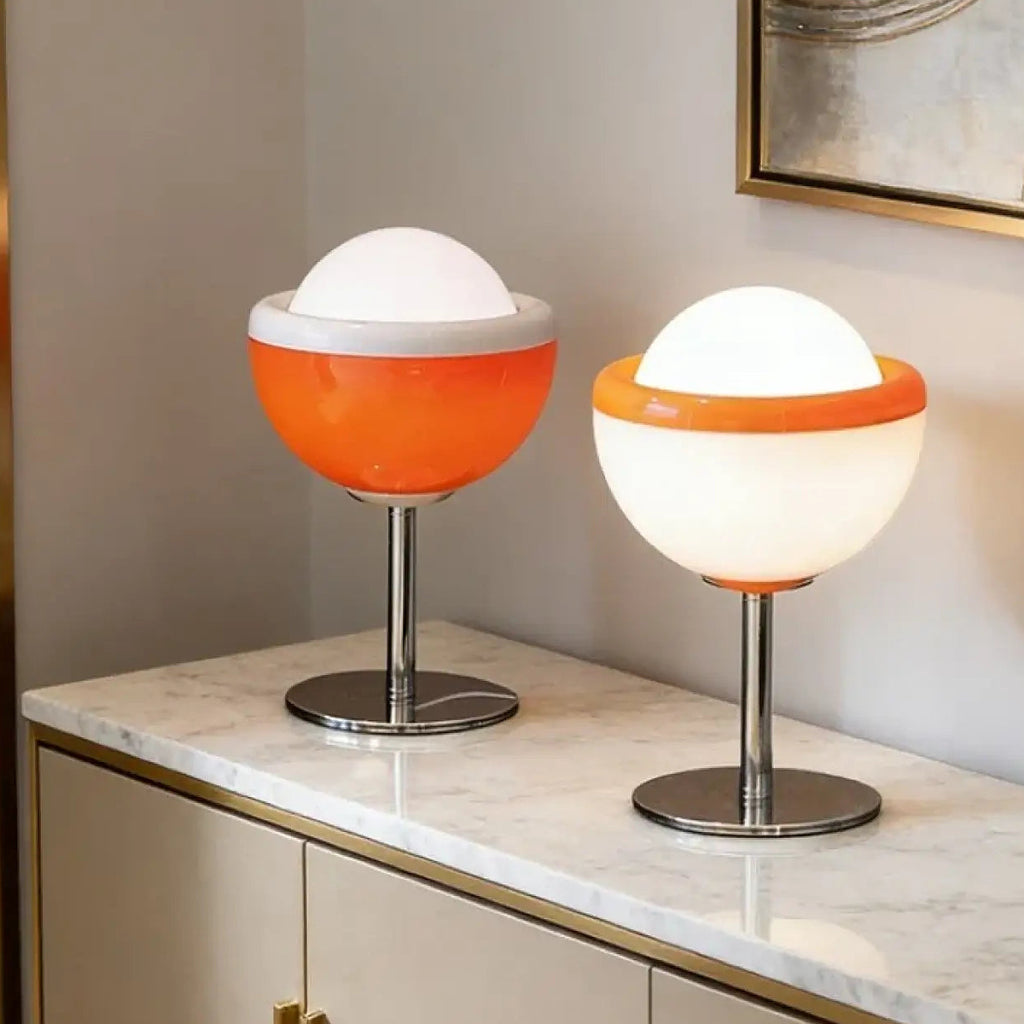 Lampe de table sphérique au design épuré, orange ou blanc