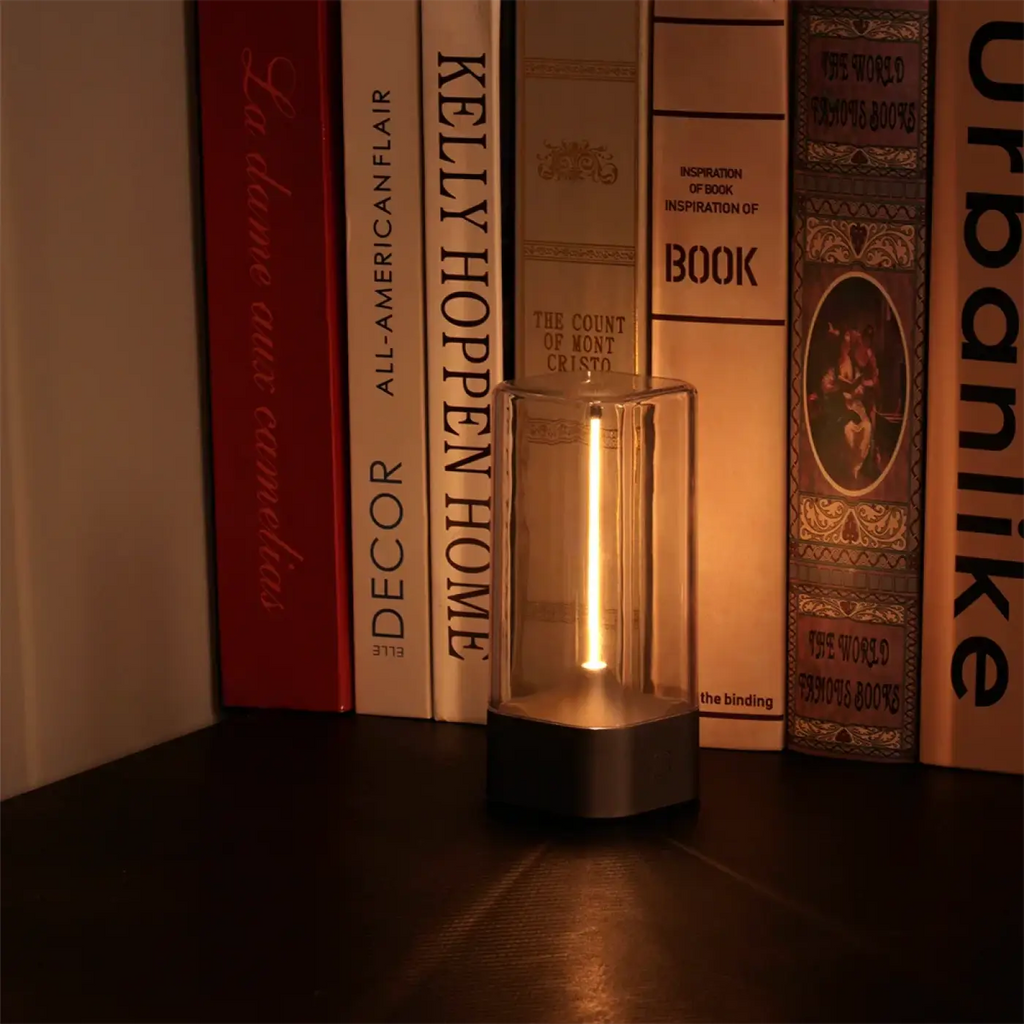Lampe de table compacte aux lignes arrondies, style moderne