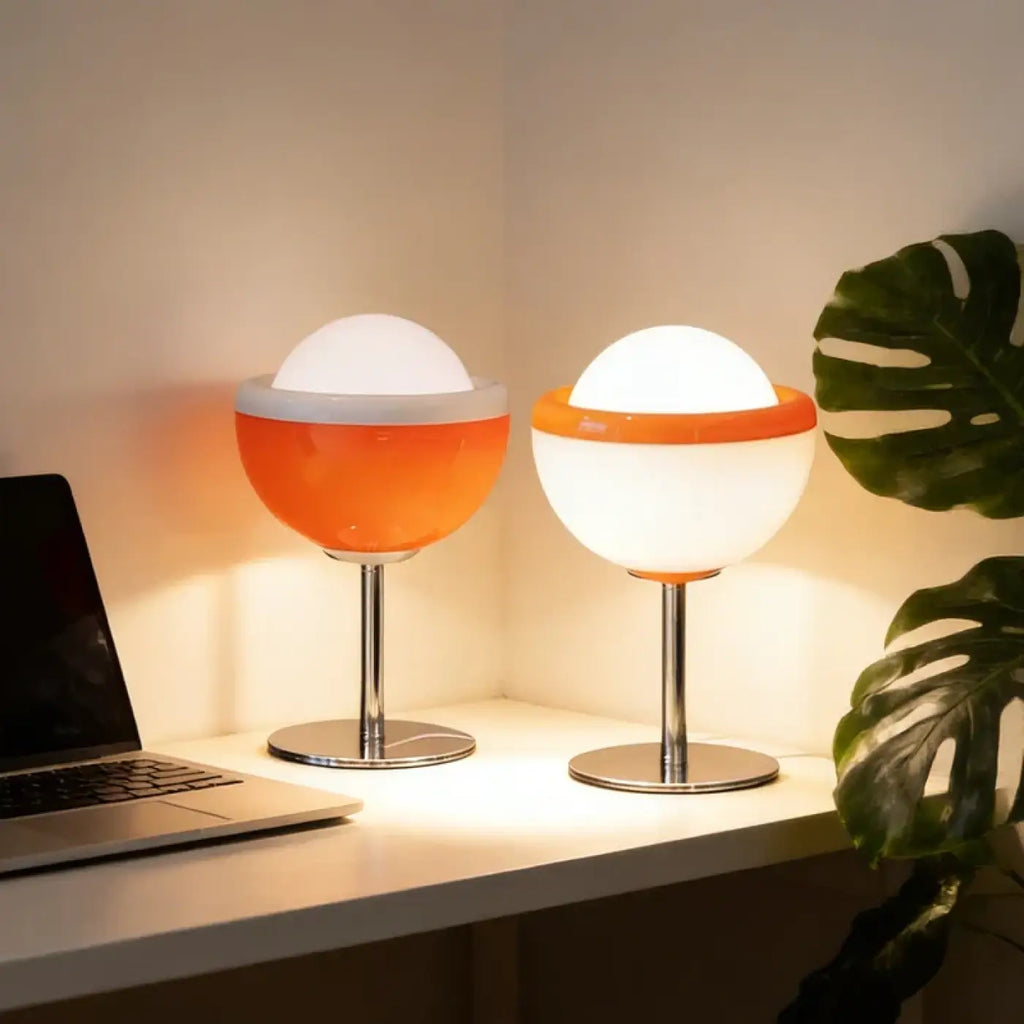 Lampe de table sphérique au design épuré, orange ou blanc