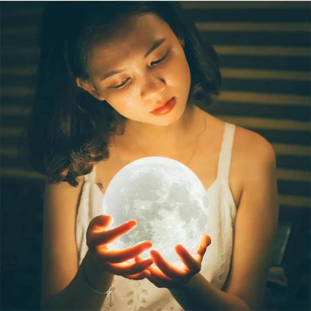 Lampe lune 3D aux cratères en relief, tailles S, M et L