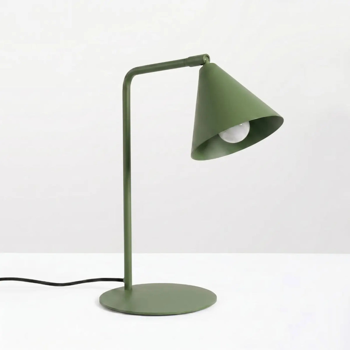 Lampe à poser à bras coudé, abat-jour conique orientable, 15 coloris, vert olive