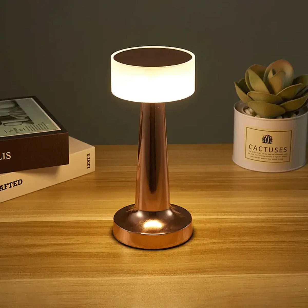 Lampe à poser minimaliste, doré, or rose ou argenté