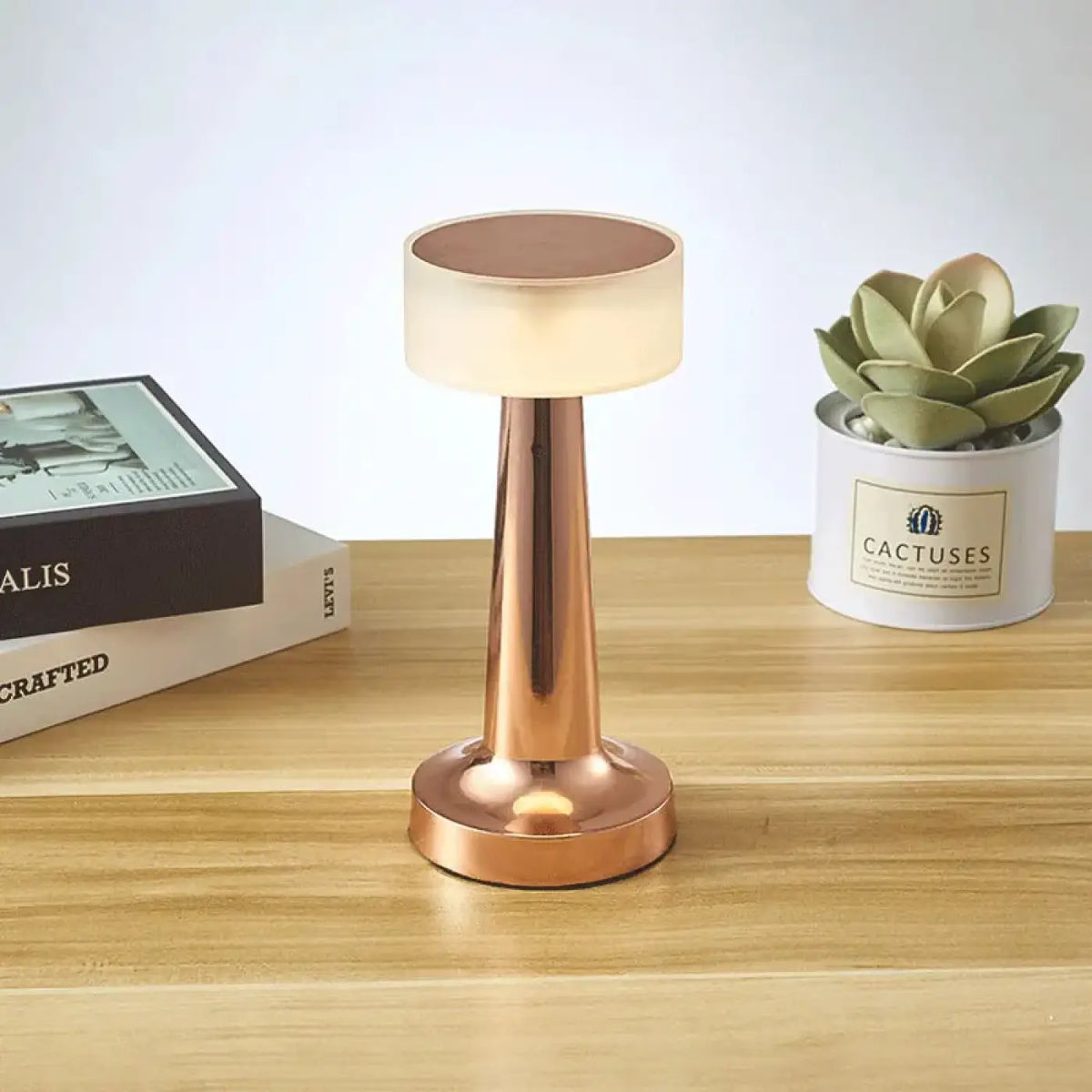 Lampe à poser minimaliste, doré, or rose ou argenté