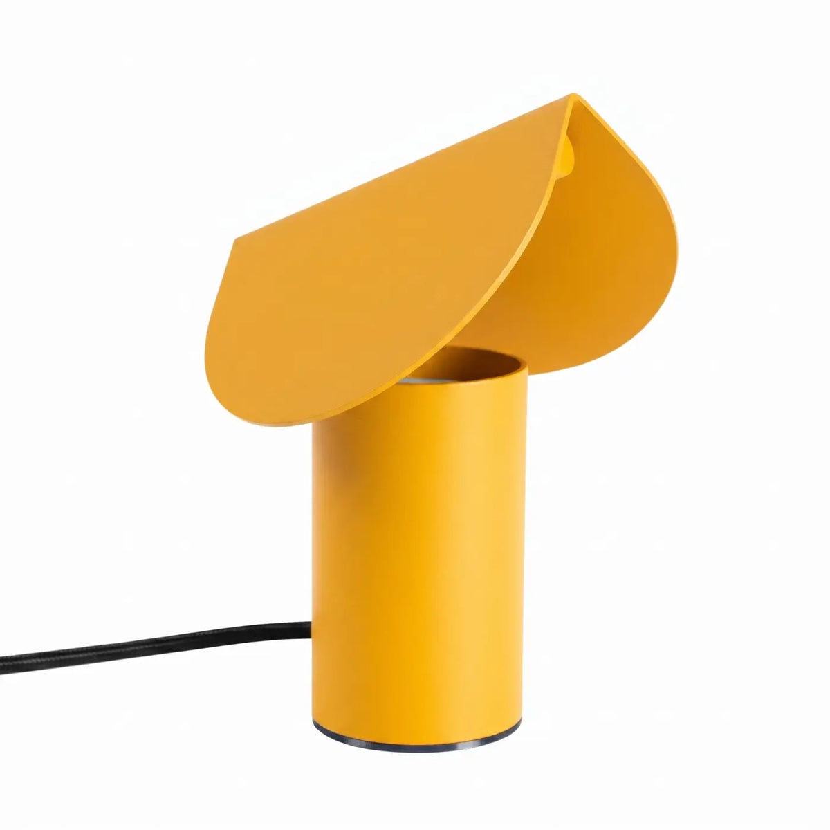 Petite lampe de chevet en aluminium au bord ondulé, LED 6 W, jaune