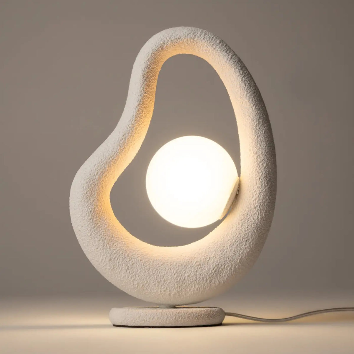 Lampe à poser organique en polyrésine et verre, gris ou blanc, blanc