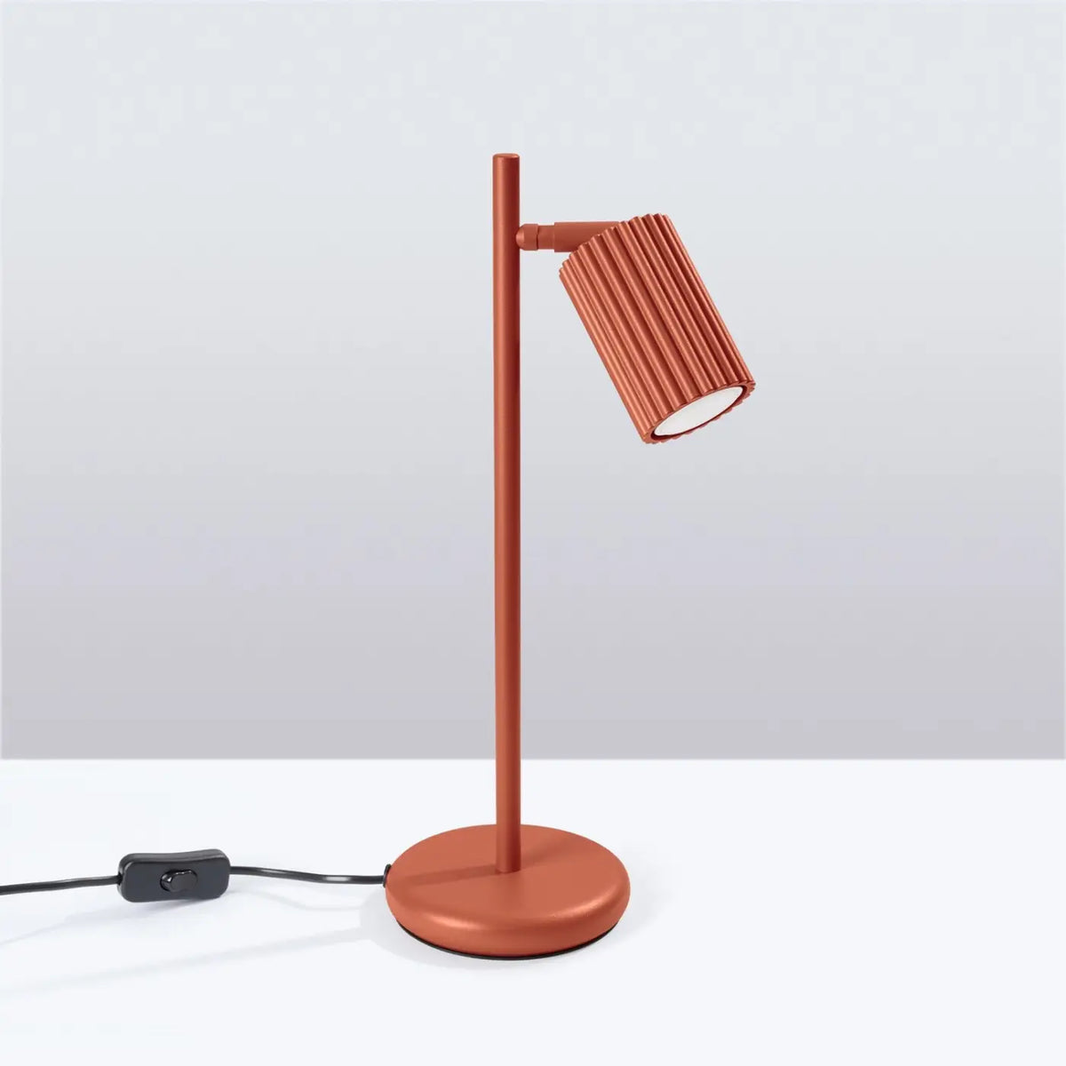 Lampe à poser à spot orientable en aluminium nervuré, 43 cm, rouge ocre