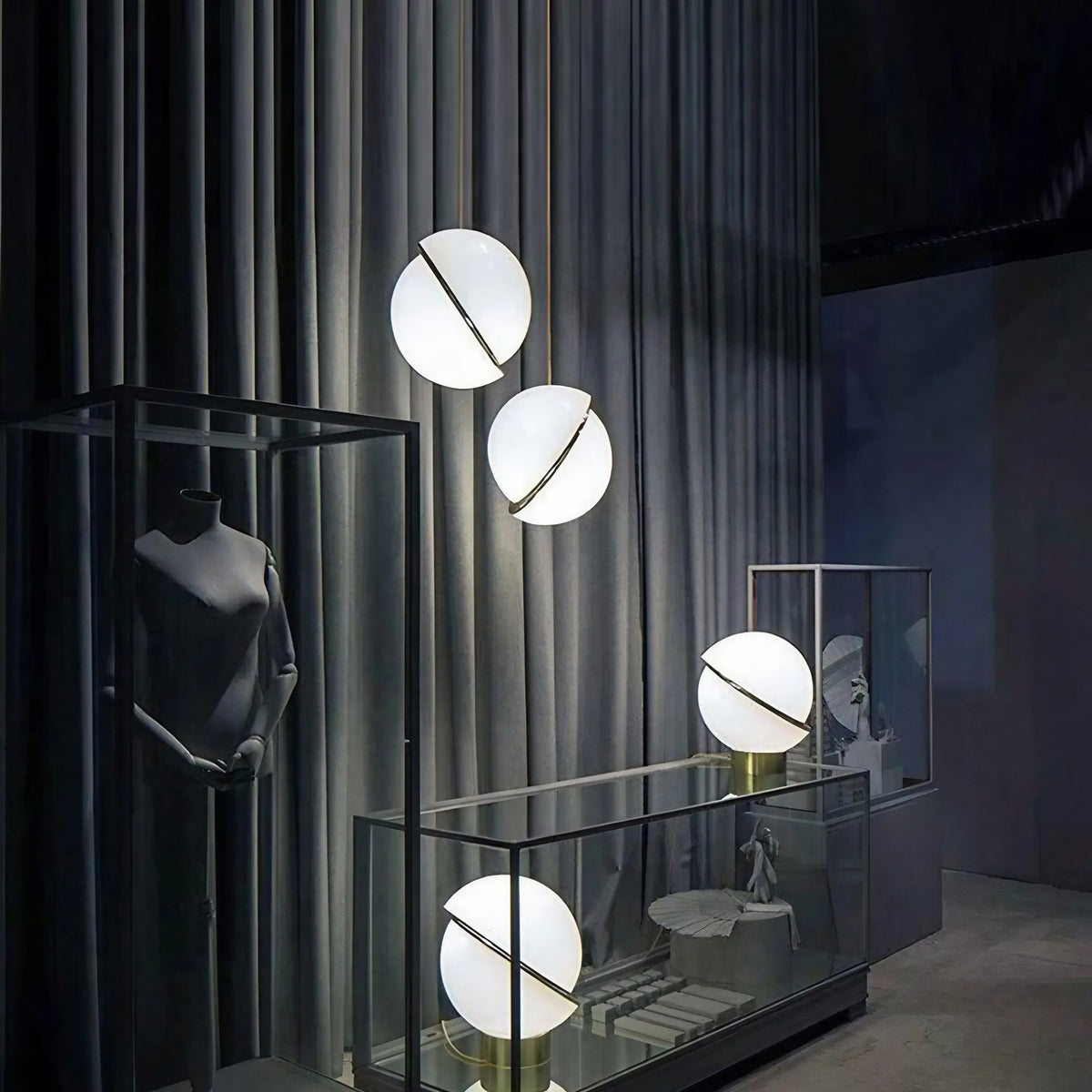 Lampe suspendue boule, taille S ou M