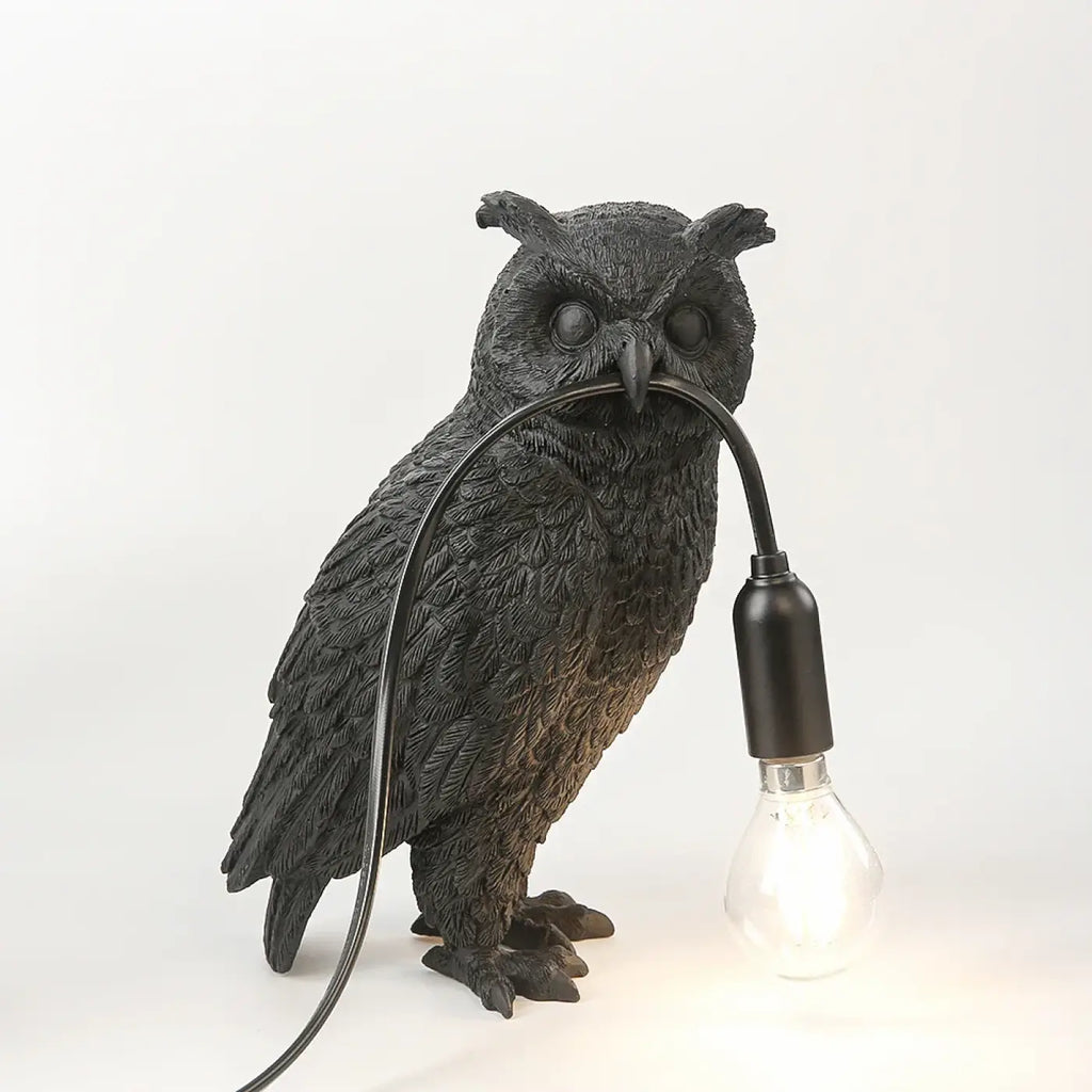 Lampe chouette sculptée à ampoule apparente