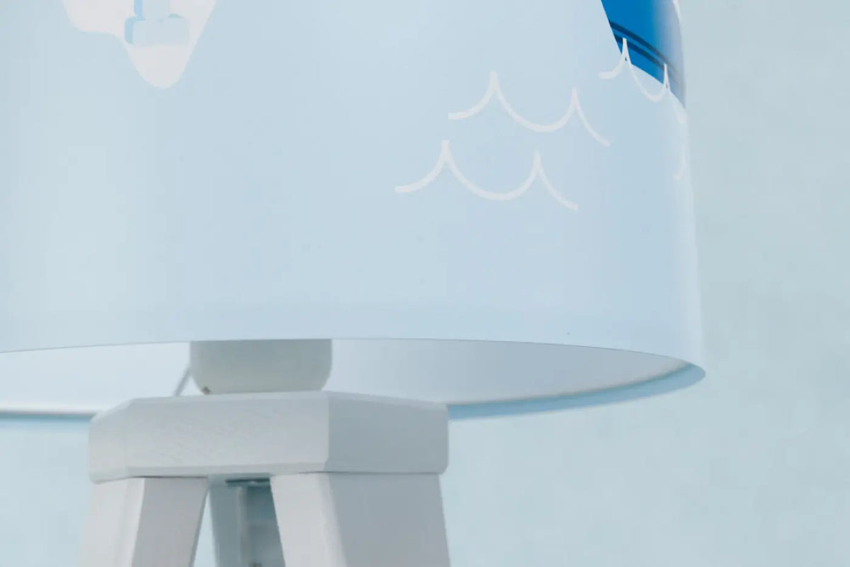 Lampe de chevet enfant en bois, animaux polaires et océans