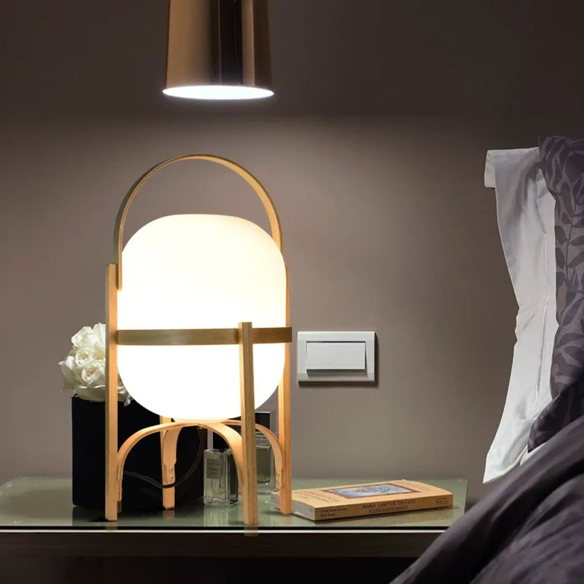 Lampe de table en bois, esprit japonais épuré