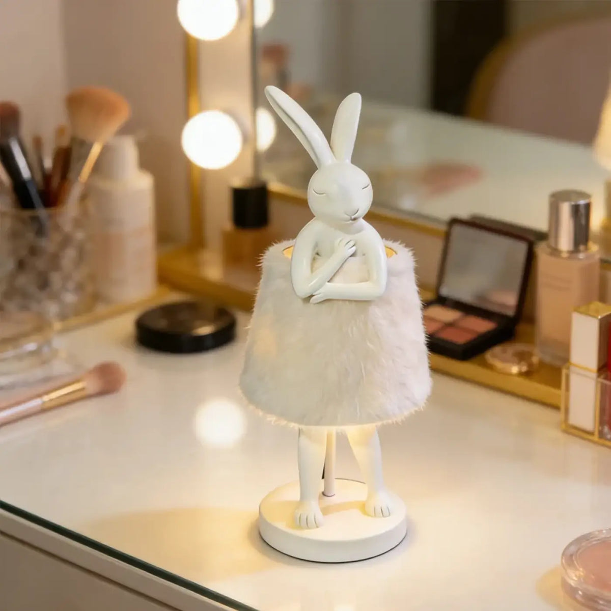 Lampe lapin décorative à abat-jour