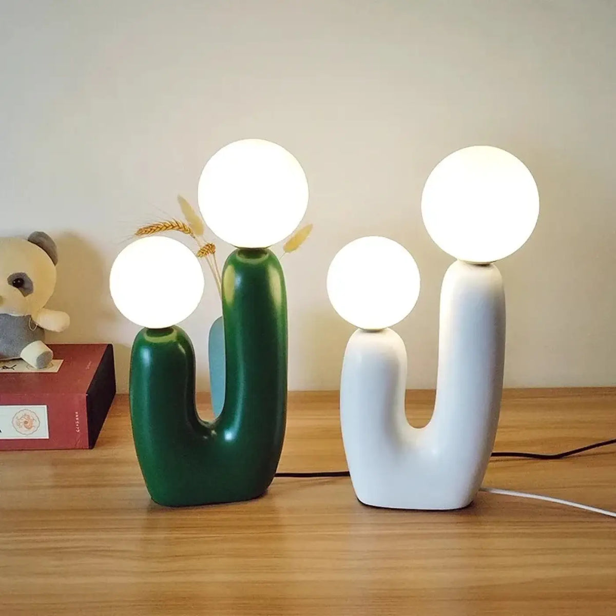 Lampe à poser en forme de U à deux globes, trois coloris