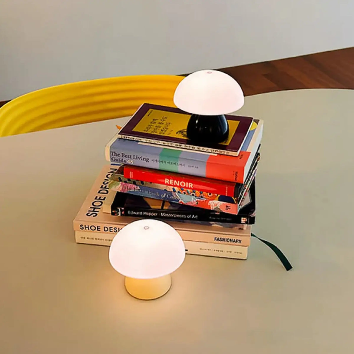 Petite lampe champignon colorée, esprit rétro