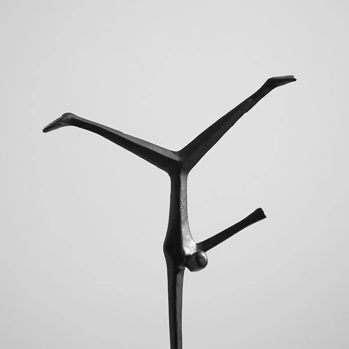 Lampe à poser sculpture de silhouette humaine, trois coloris