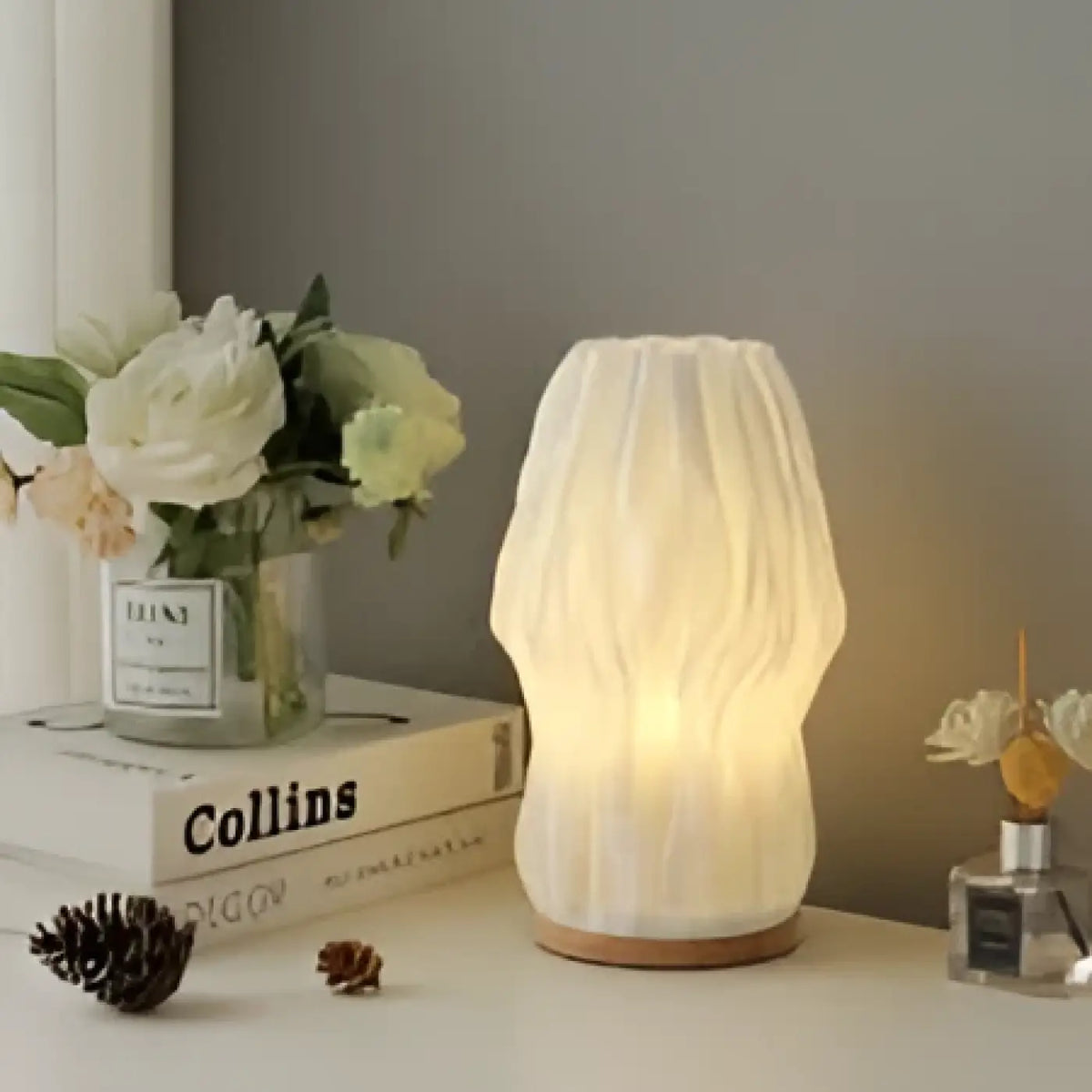 Lampe de table torsadée aux lignes de vague, trois modèles