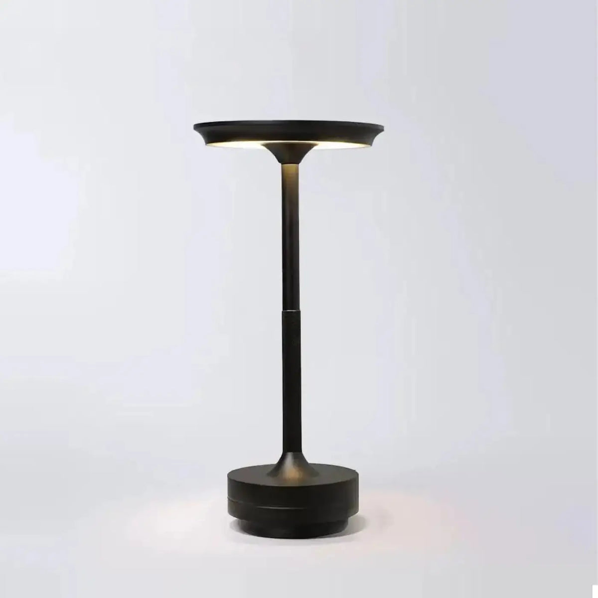 Lampe de table sans fil à structure métallique, deux modèles, noir