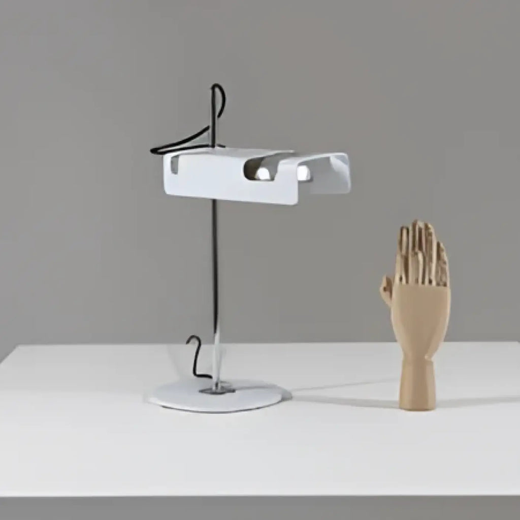 Lampe à poser en métal à éclairage directionnel, blanche ou noire