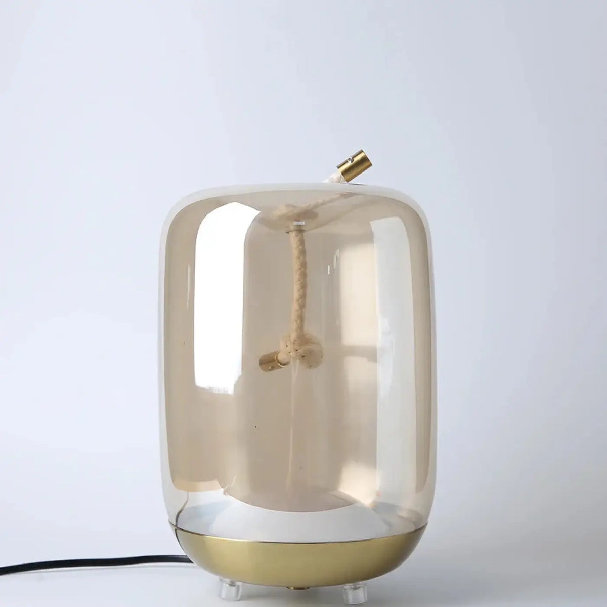 Lampe de table sous cloche de verre, détails en corde, beige