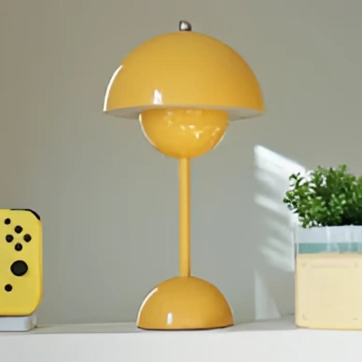 Lampe champignon minimaliste, cinq coloris, jaune
