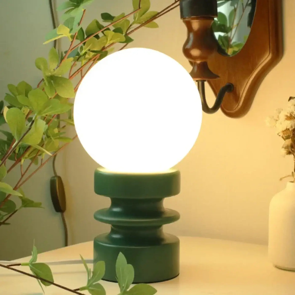 Lampe à poser au pied en spirale, cinq modèles