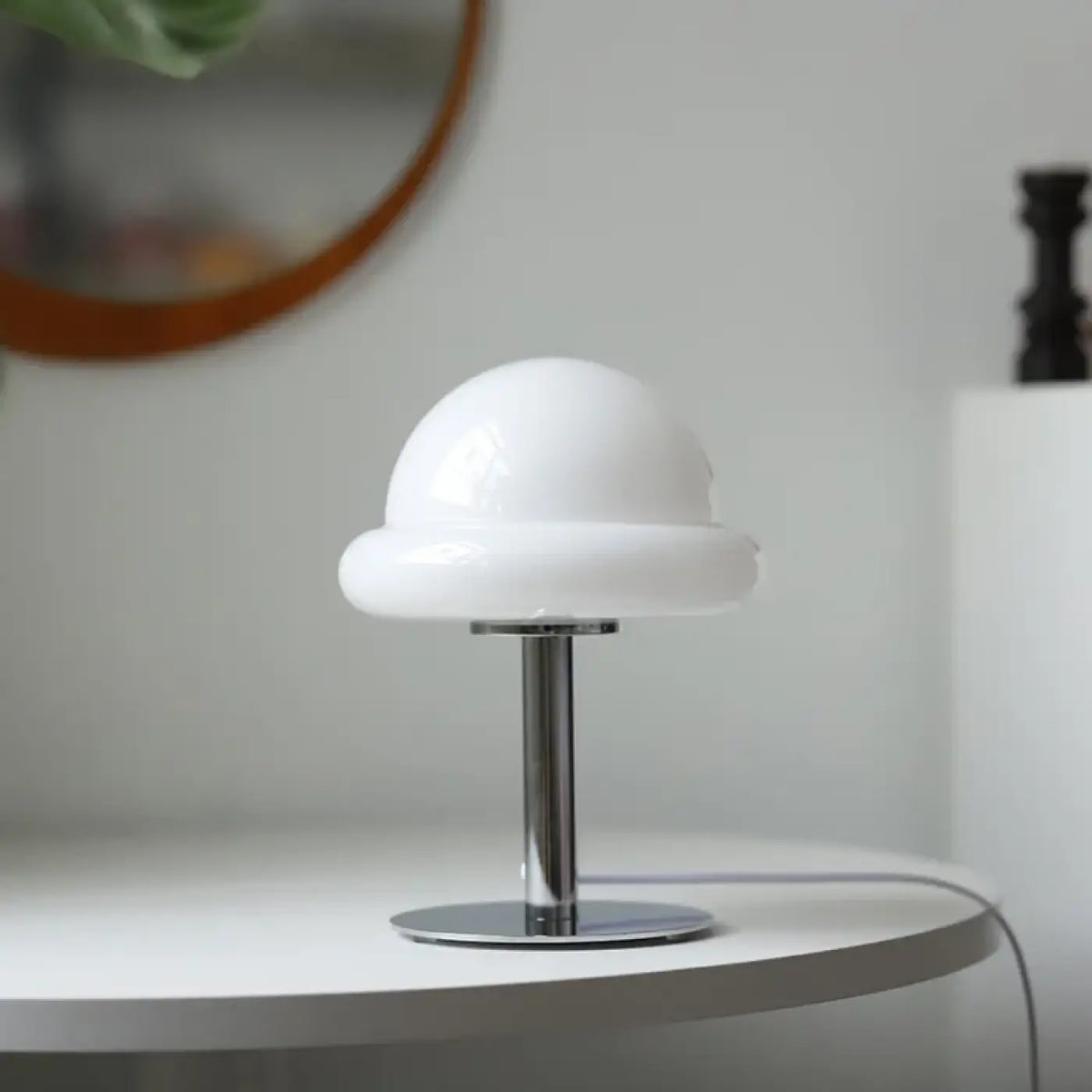 Lampe champignon en verre laqué, sept coloris, blanc
