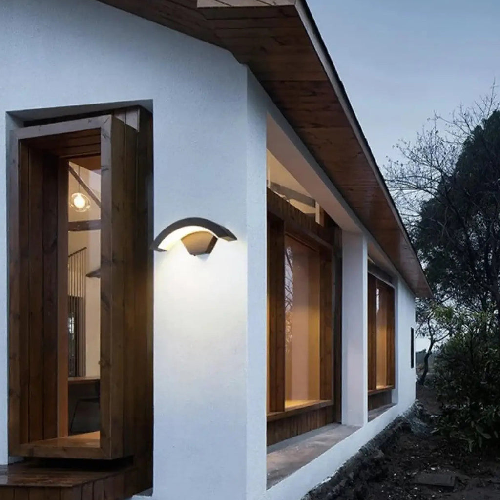 Luminaire étanche LED pour terrasse, garage ou abri