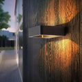 Applique extérieure élégante pour porte d'entrée