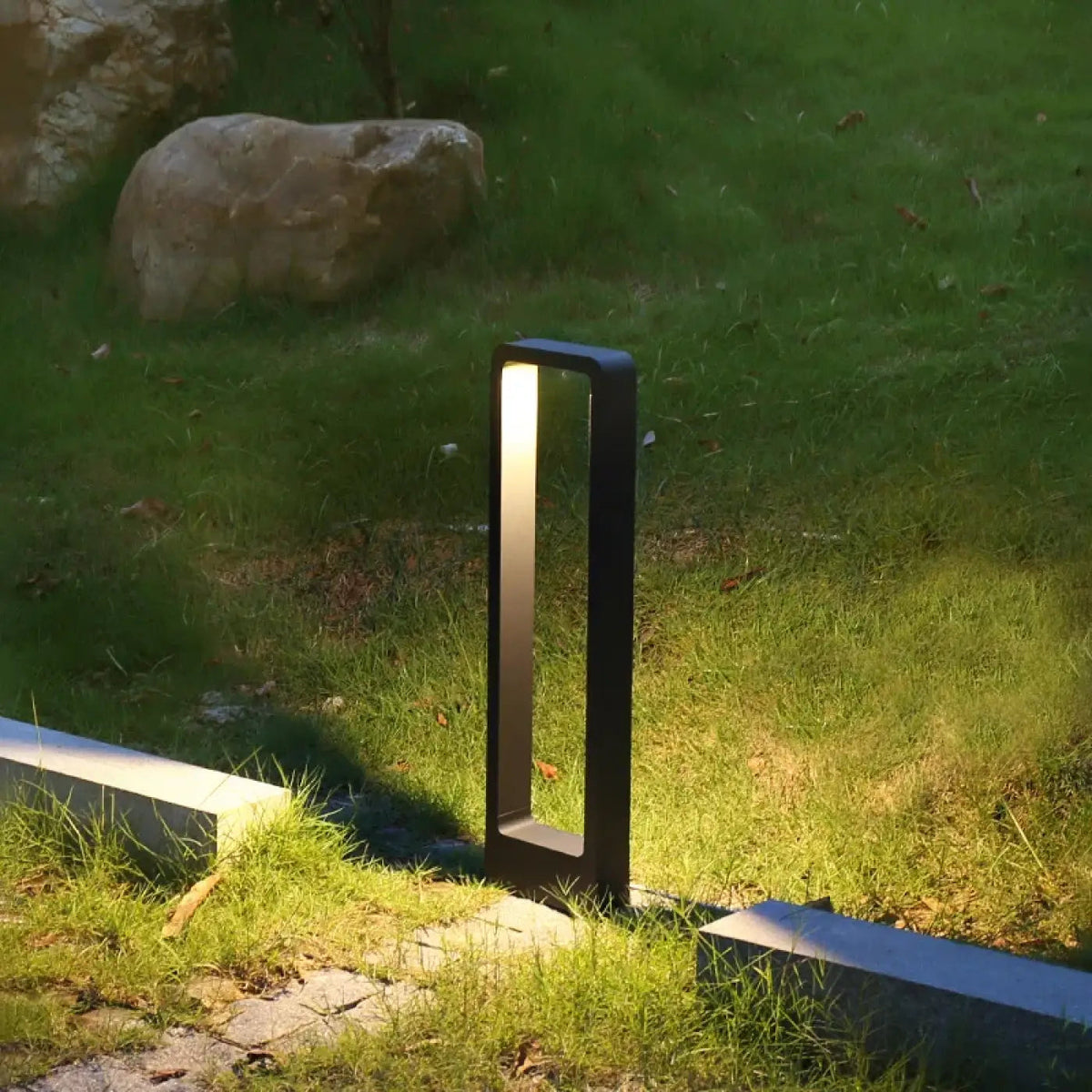 Luminaire extérieur en aluminium noir, quatre tailles S à XL