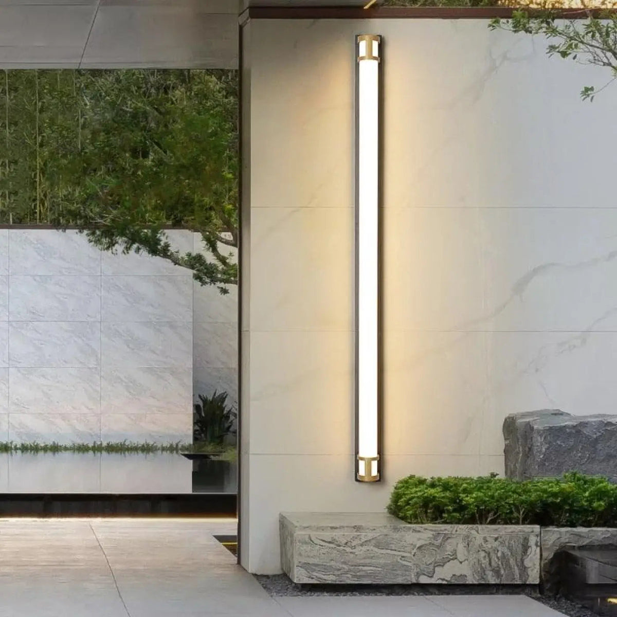 Luminaire extérieur LED proposé en six tailles