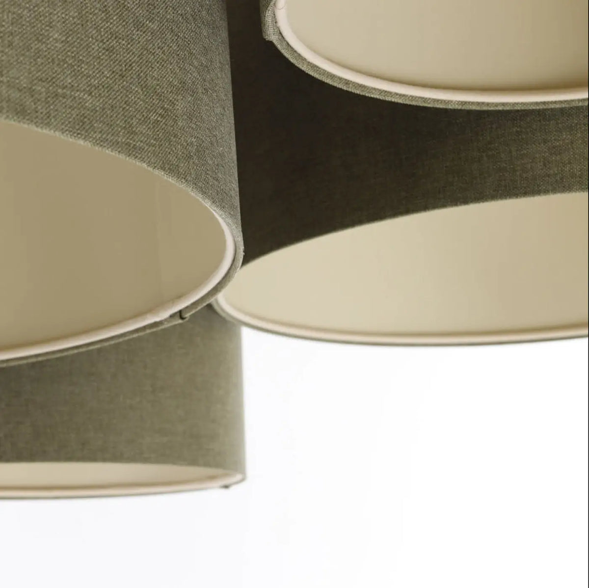 Plafonnier 4 cylindres en tissu vert gris et écru, 92 cm de large