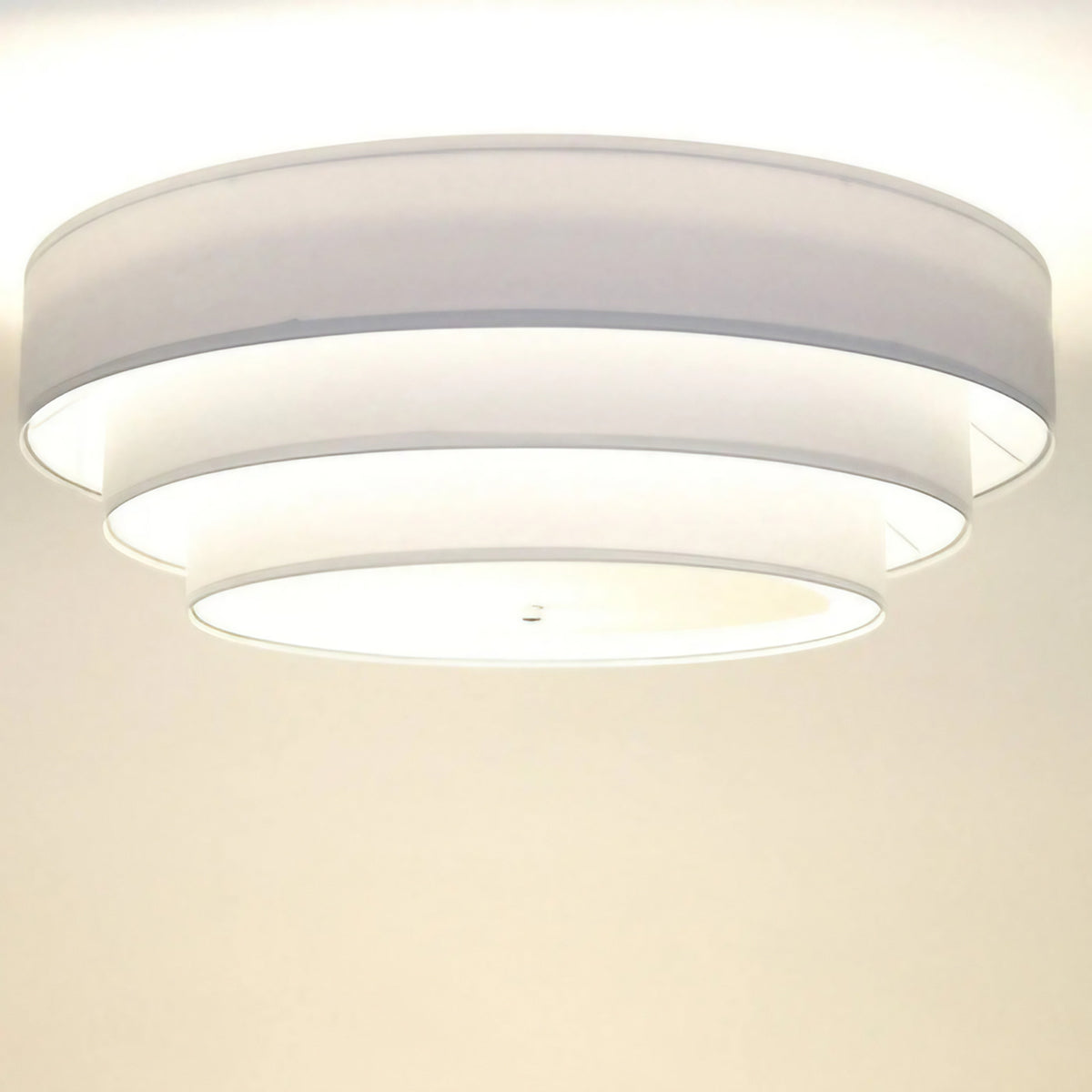 Plafonnier en velours blanc à trois cercles en gradins, 60 cm