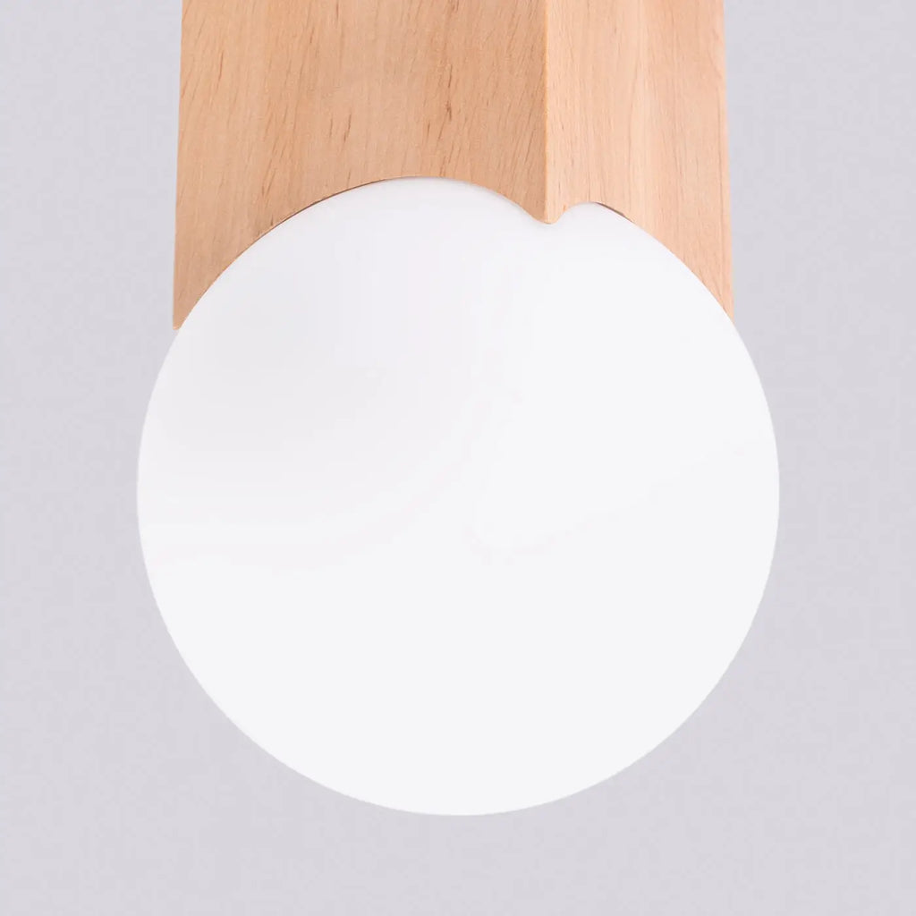Plafonnier socle en bois naturel et globe en verre blanc