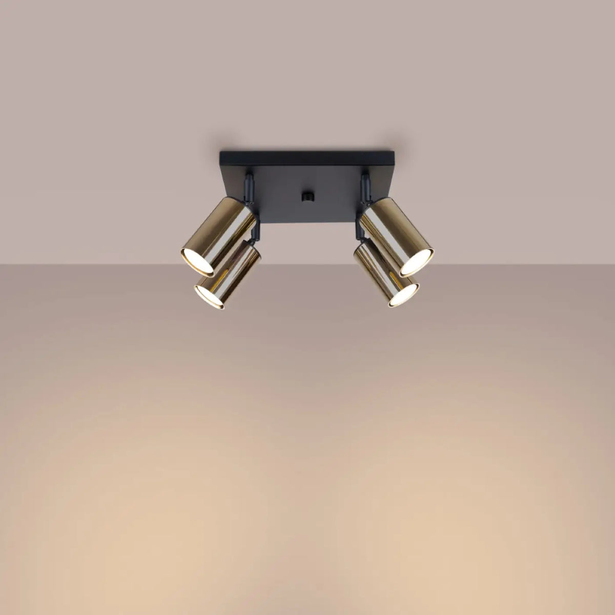 Plafonnier 4 spots orientables noir et doré, sur platine de 25 cm
