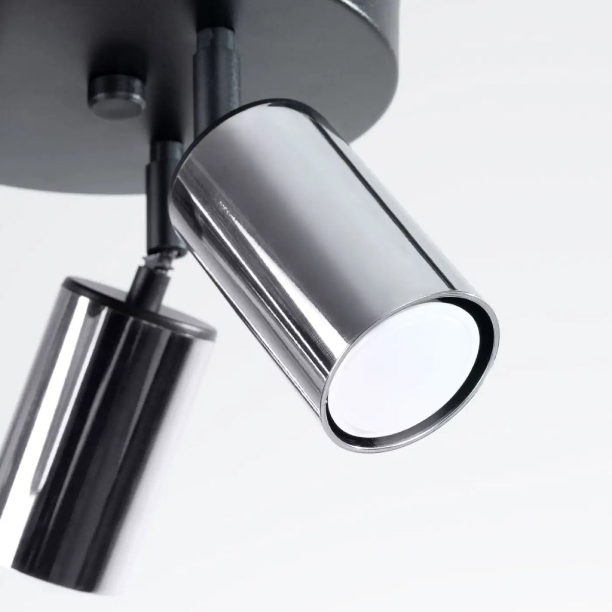 Plafonnier 3 spots orientables noir et chrome, rosace ronde