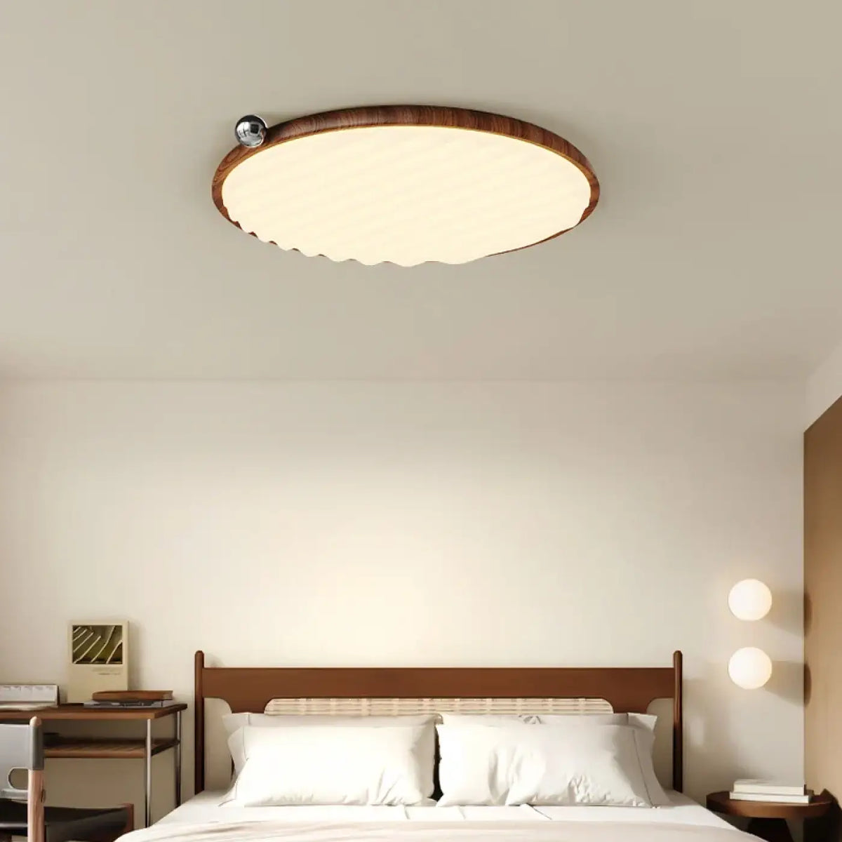 Plafonnier LED en bois, coloris vert ou argenté, tailles S ou M, argenté