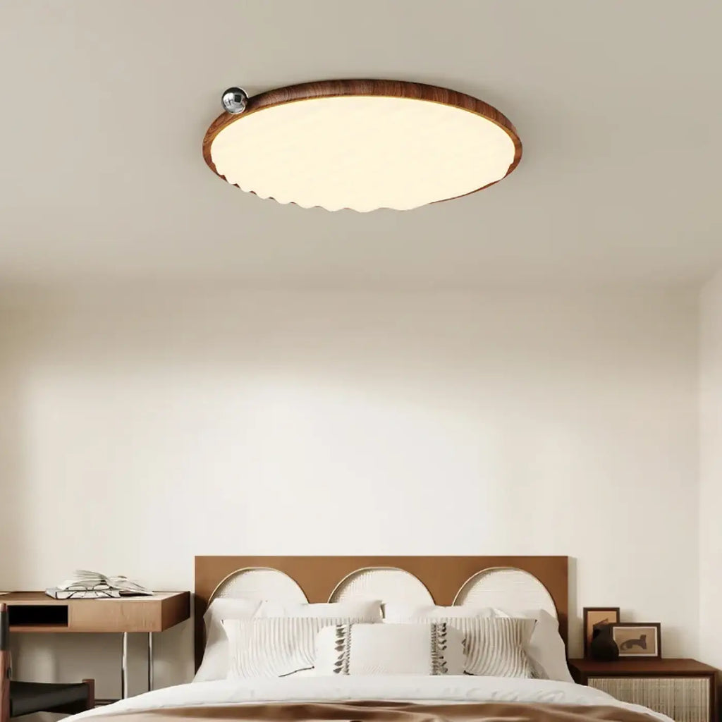 Plafonnier LED en bois, coloris vert ou argenté, tailles S ou M