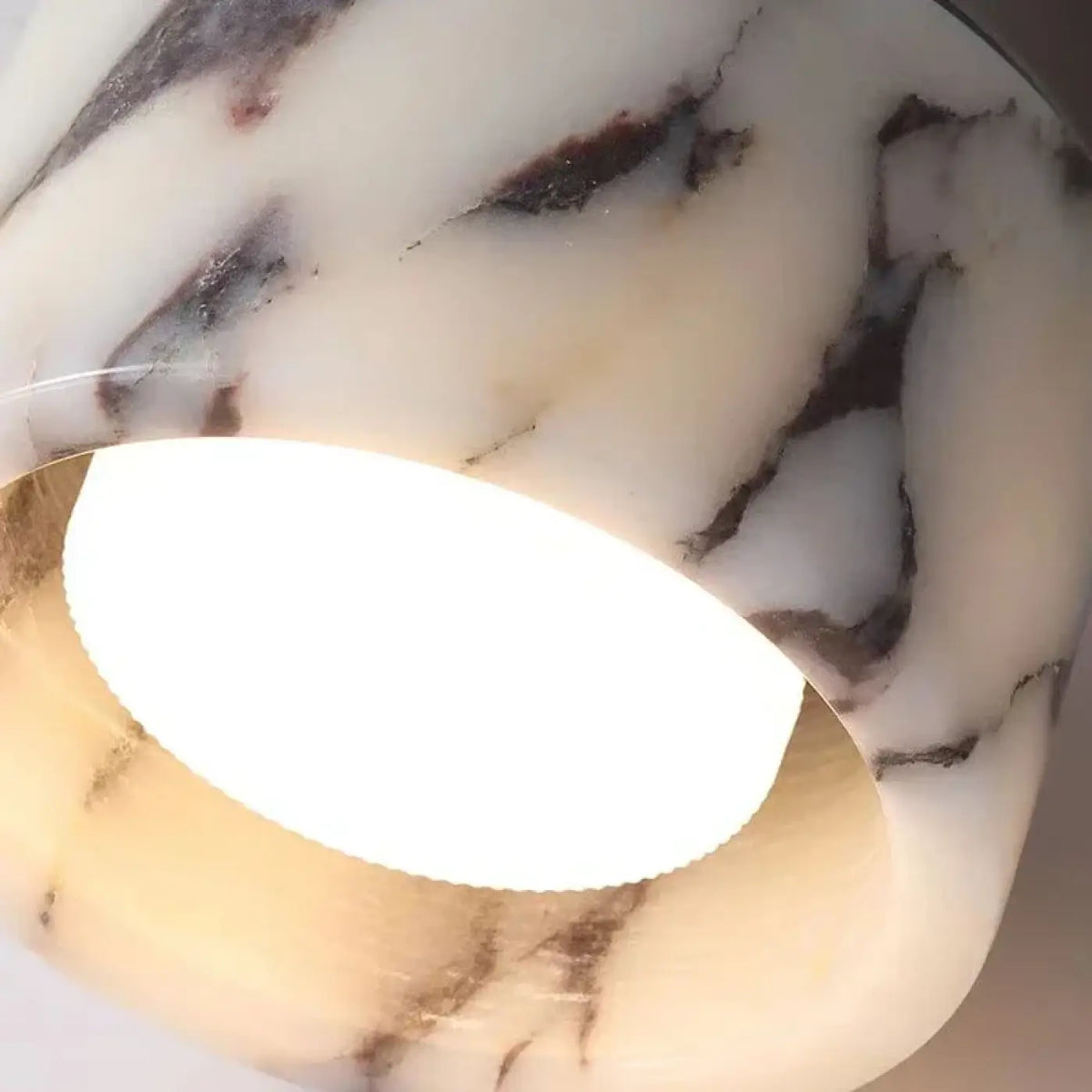 Plafonnier moderne effet marbre blanc