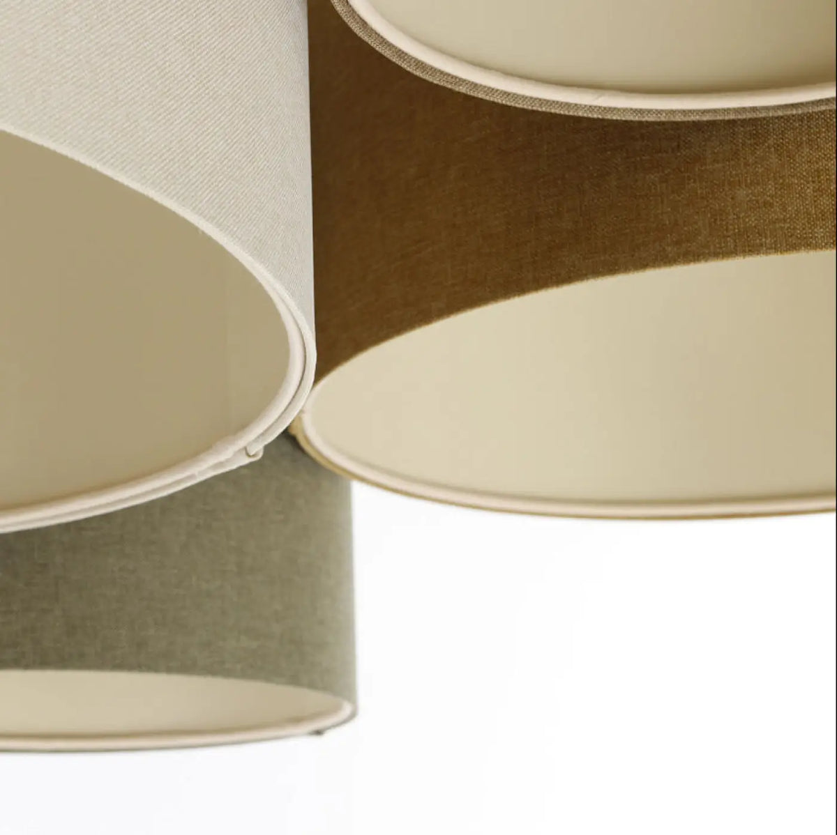 Plafonnier 4 cylindres en tissu caramel, vert gris et marron sable