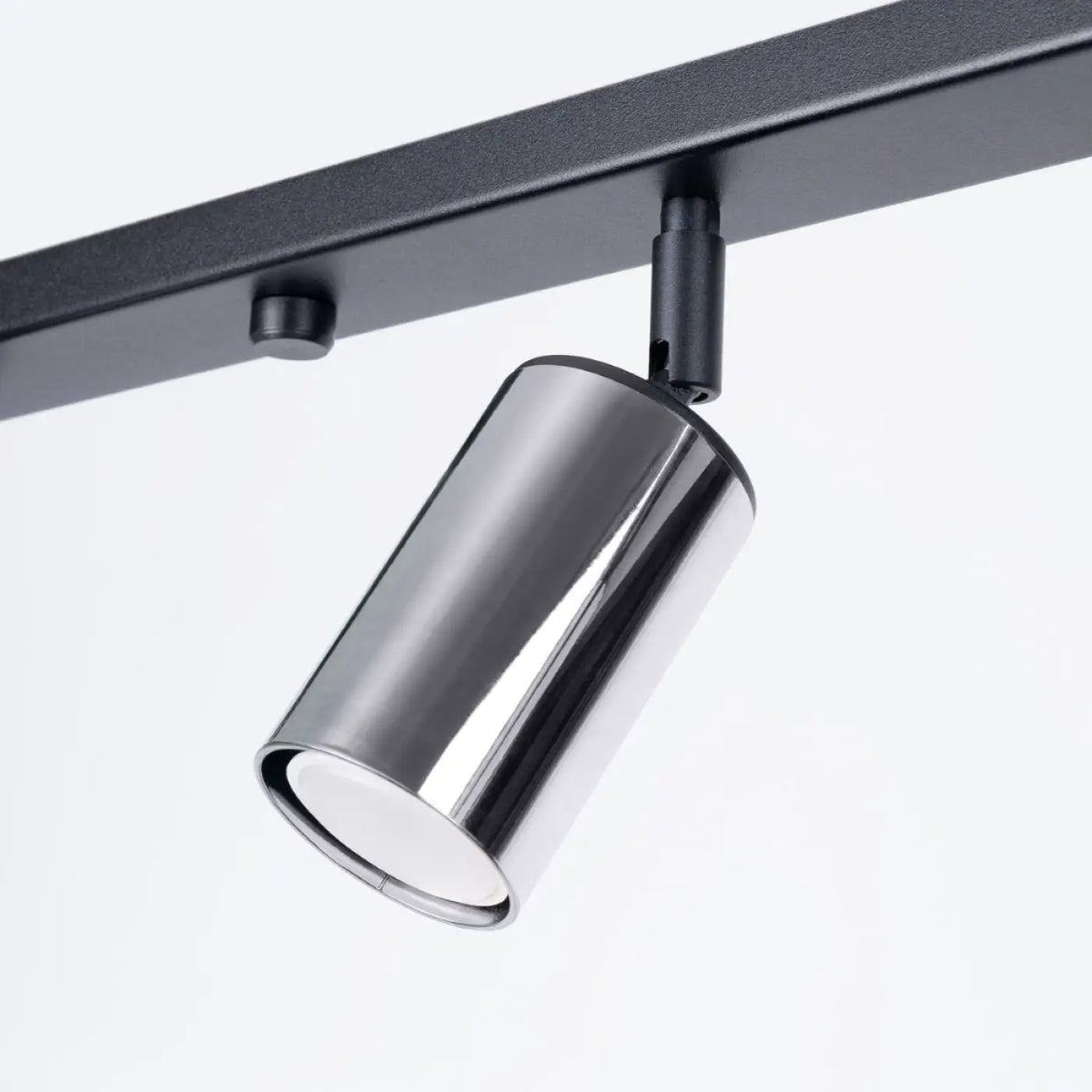 Plafonnier 4 spots orientables noir et chrome, rampe de 82 cm