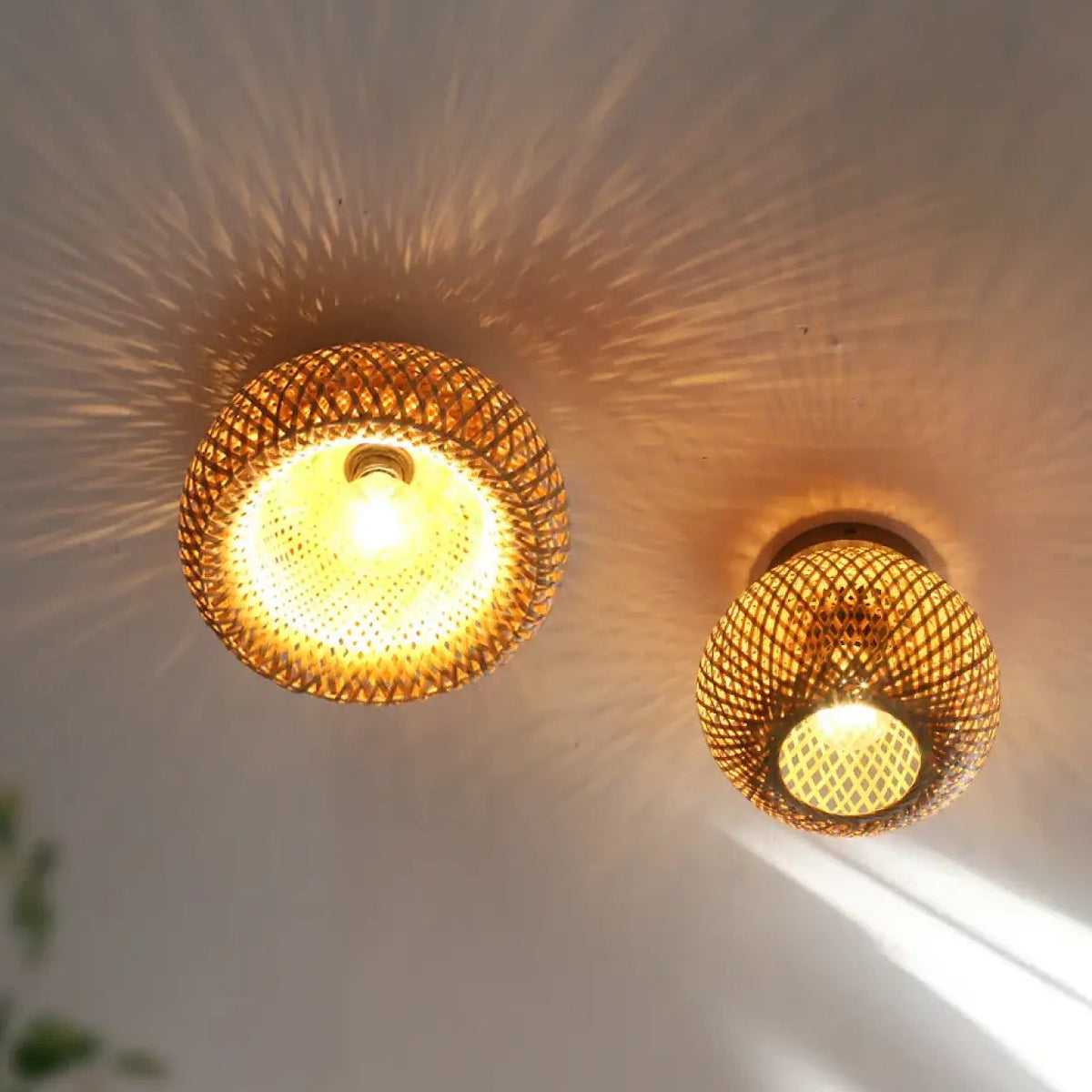 Plafonnier en rotin naturel, tailles S ou M