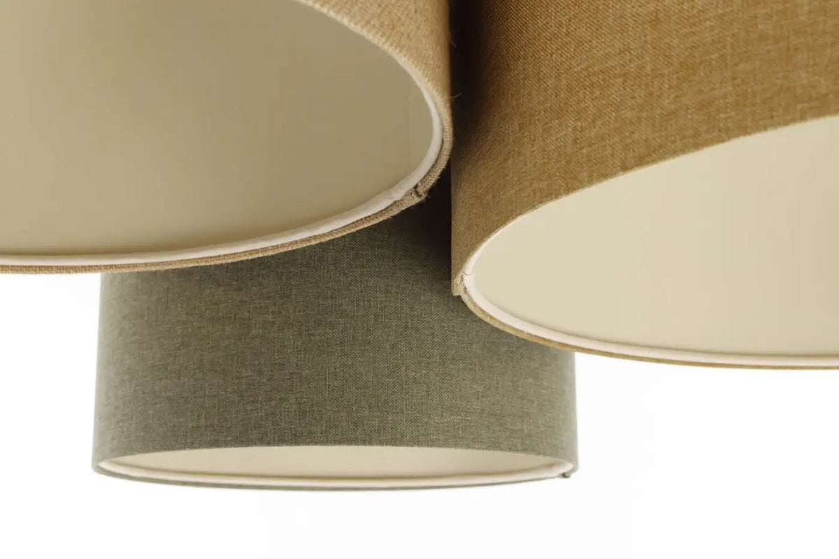 Plafonnier 3 abat-jour en tissu moutarde, beige, vert gris et écru