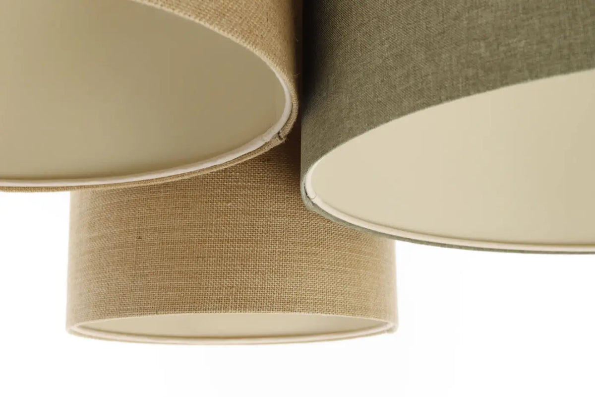 Plafonnier 3 abat-jour en tissu beige, vert et écru