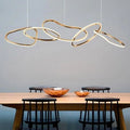 Suspension design moderne aux lignes géométriques