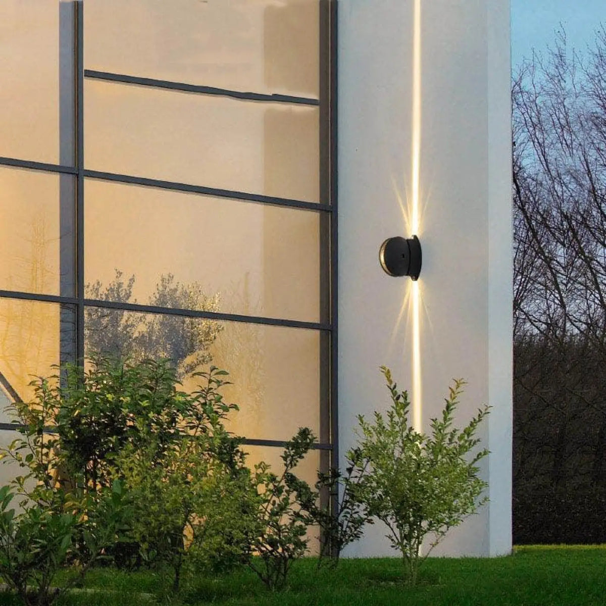 Luminaire LED d'extérieur pour façade, terrasse ou allée